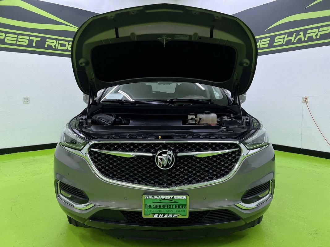 Used 2019 Buick Enclave Avenir w/ Avenir Technology Package AWD/4WD image 4