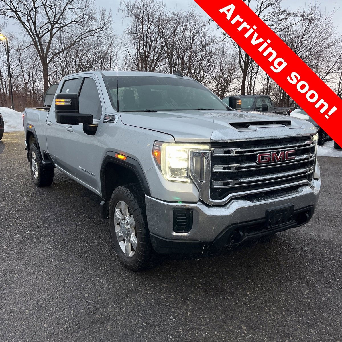 Used 2021 GMC Sierra 2500 SLE image 2