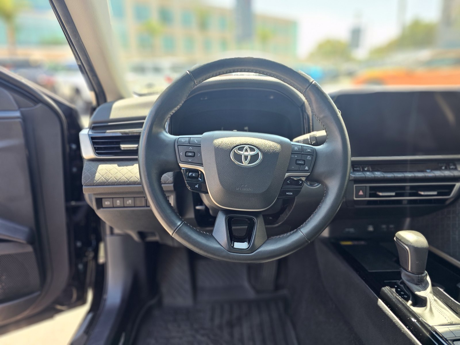 Used 2025 Toyota Camry XLE FWD image 26
