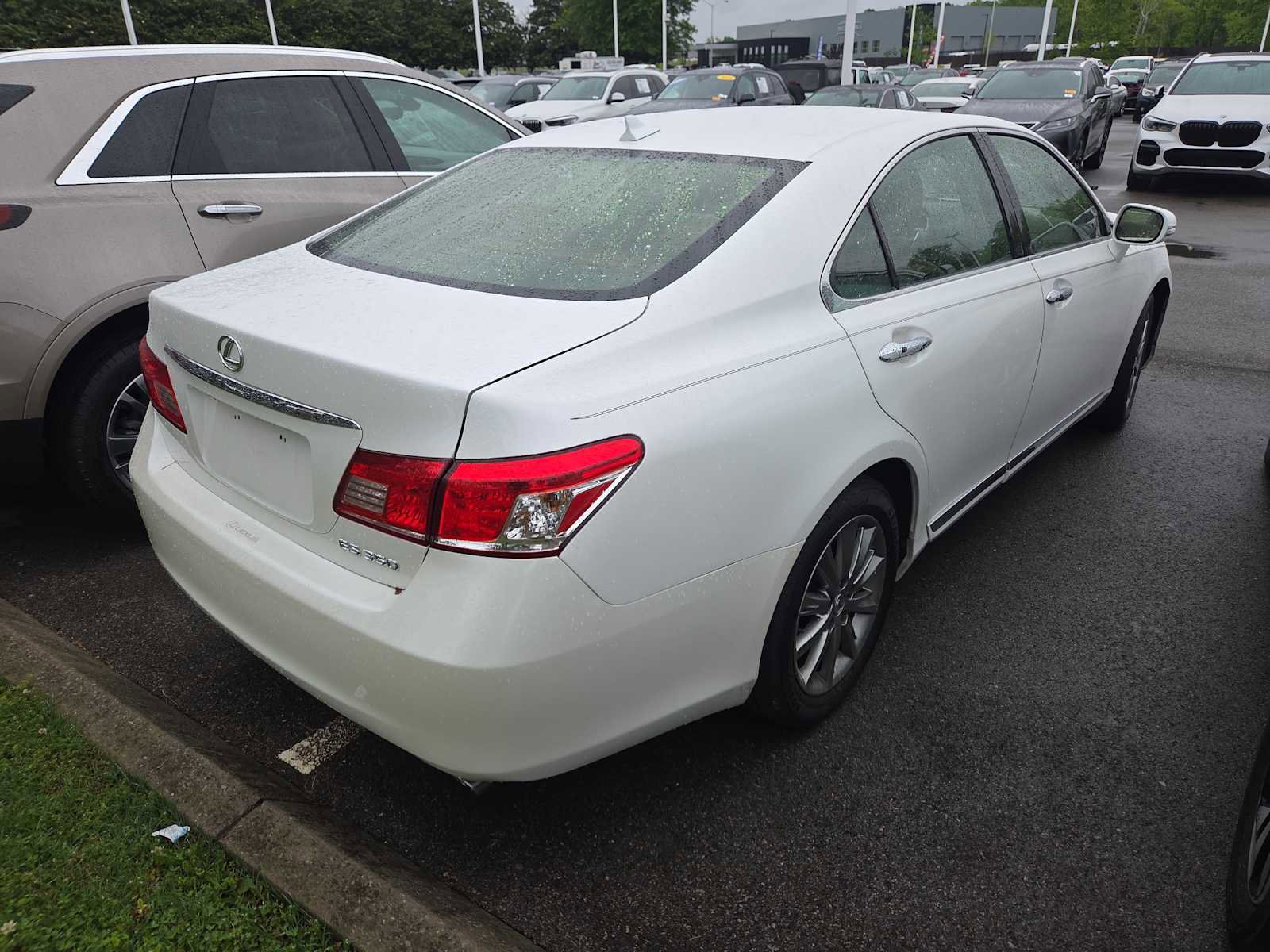 Used 2012 Lexus ES 350 w/ Touring Special Edition FWD image 4