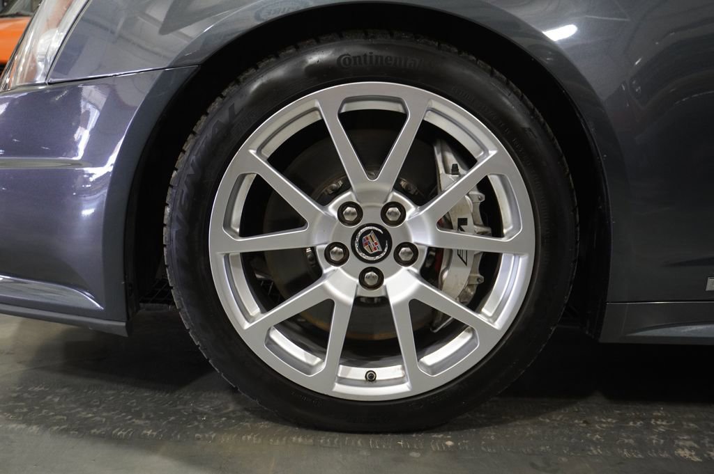 Used 2009 Cadillac CTS V image 12