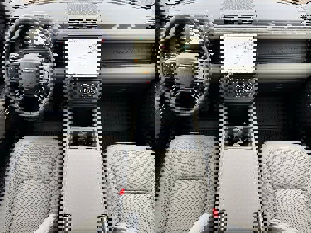 New 2026 Land Rover Defender 110 X-Dynamic SE image 18