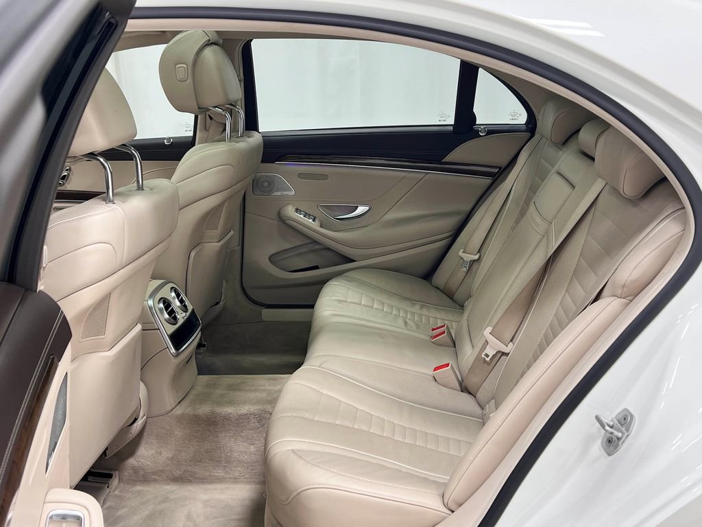 Used 2016 Mercedes-Benz S 550 Sedan image 33