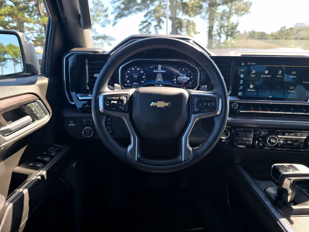 Certified 2025 Chevrolet Silverado 1500 LTZ w/ Technology Package AWD/4WD image 13
