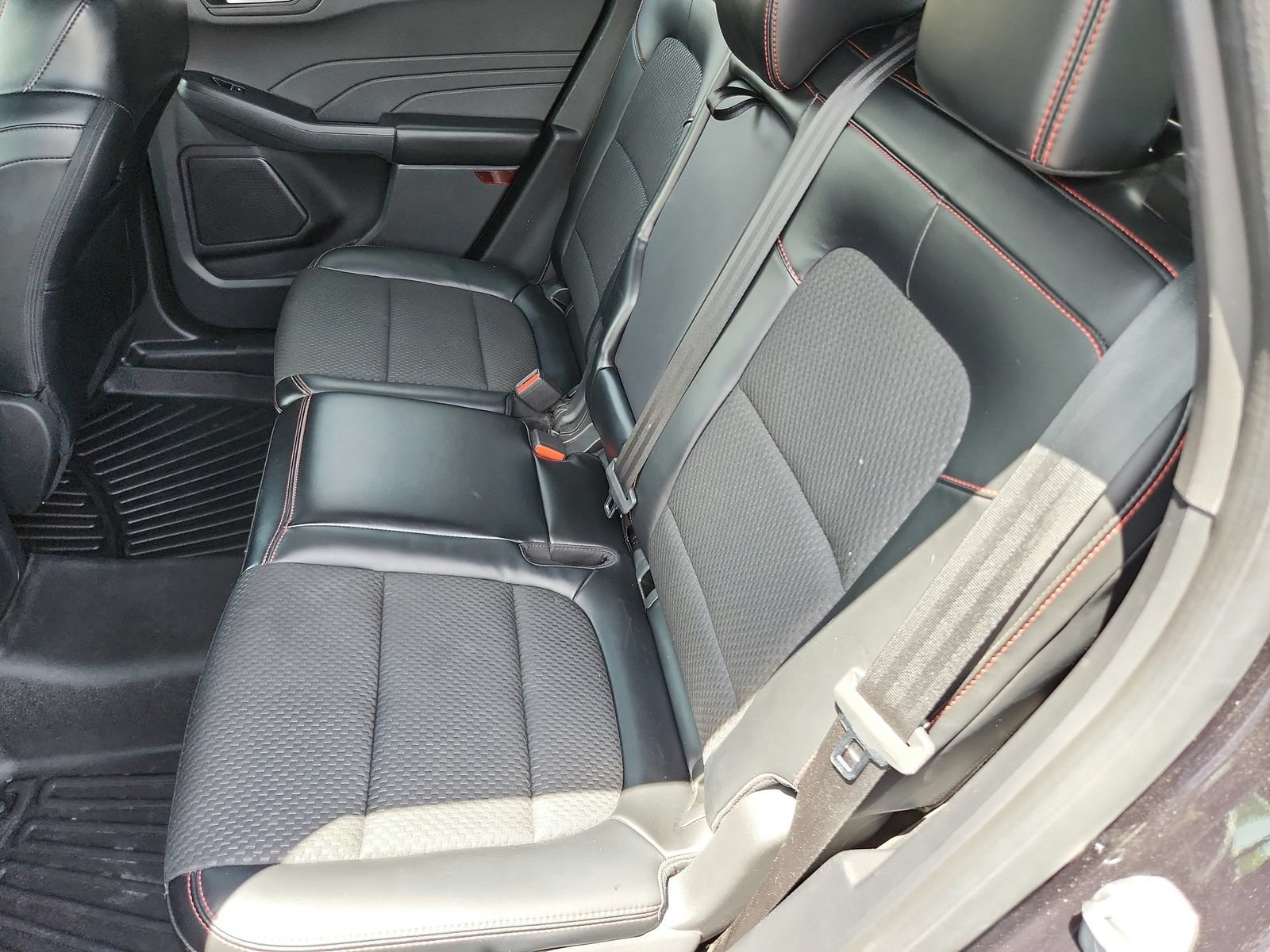 Used 2023 Ford Escape ST-Line AWD/4WD image 23