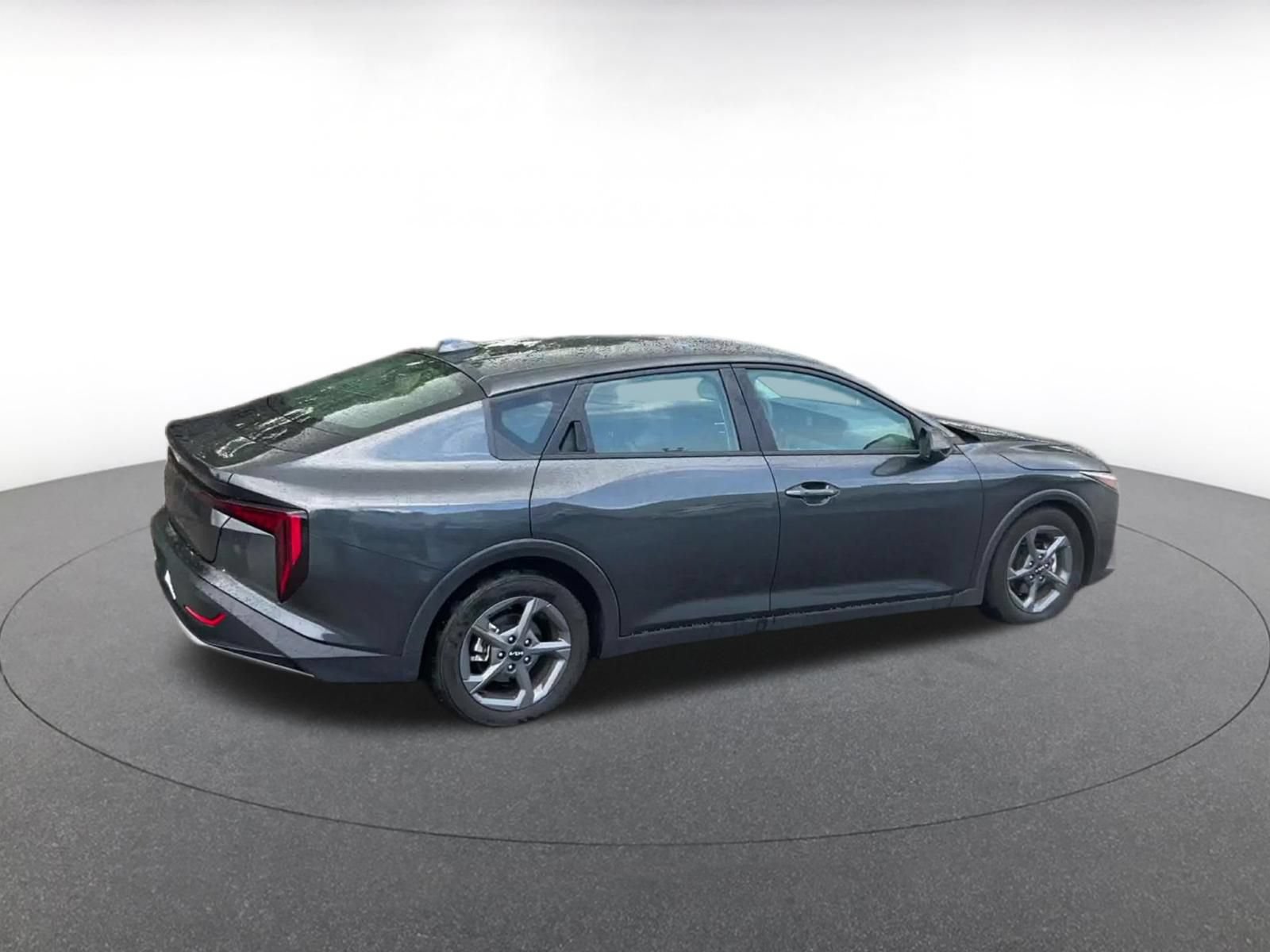 Used 2025 Kia K4 FWD image 15