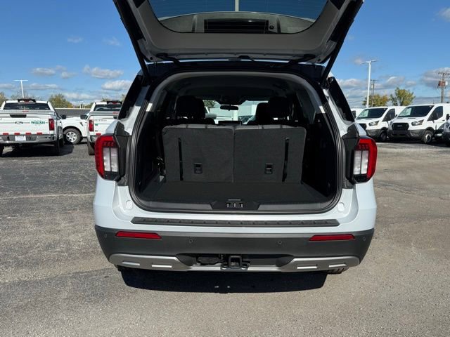 New 2026 Ford Explorer Active w/ Active Comfort Package image 8