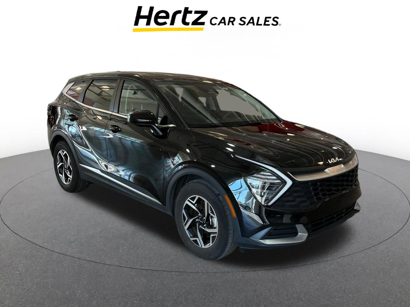 Used 2025 Kia Sportage LX image 1