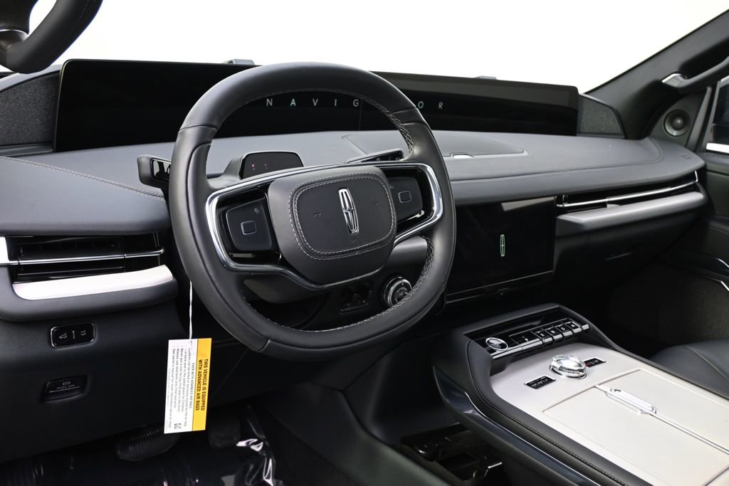 New 2026 Lincoln Navigator L Reserve image 11