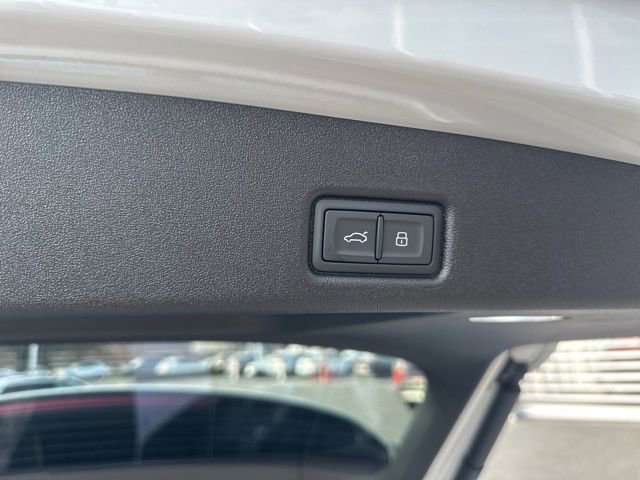New 2025 Audi Q5 Premium Plus image 14
