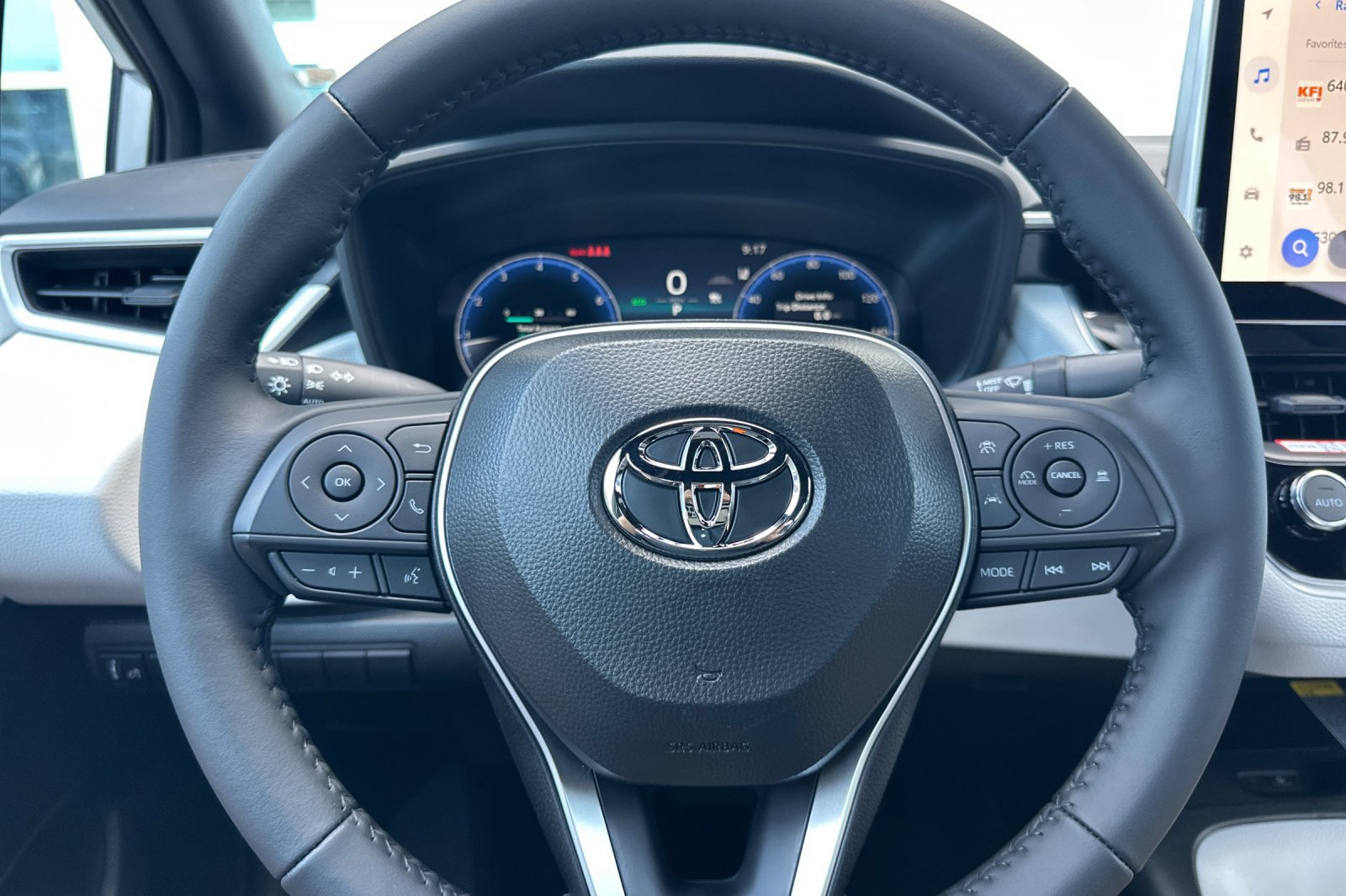 Certified 2026 Toyota Corolla SE w/ SE Package FWD image 22