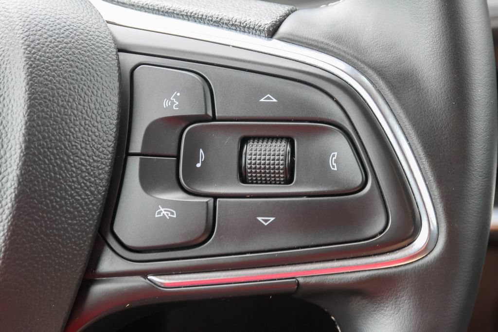 Used 2025 Buick Encore GX Preferred AWD/4WD image 26