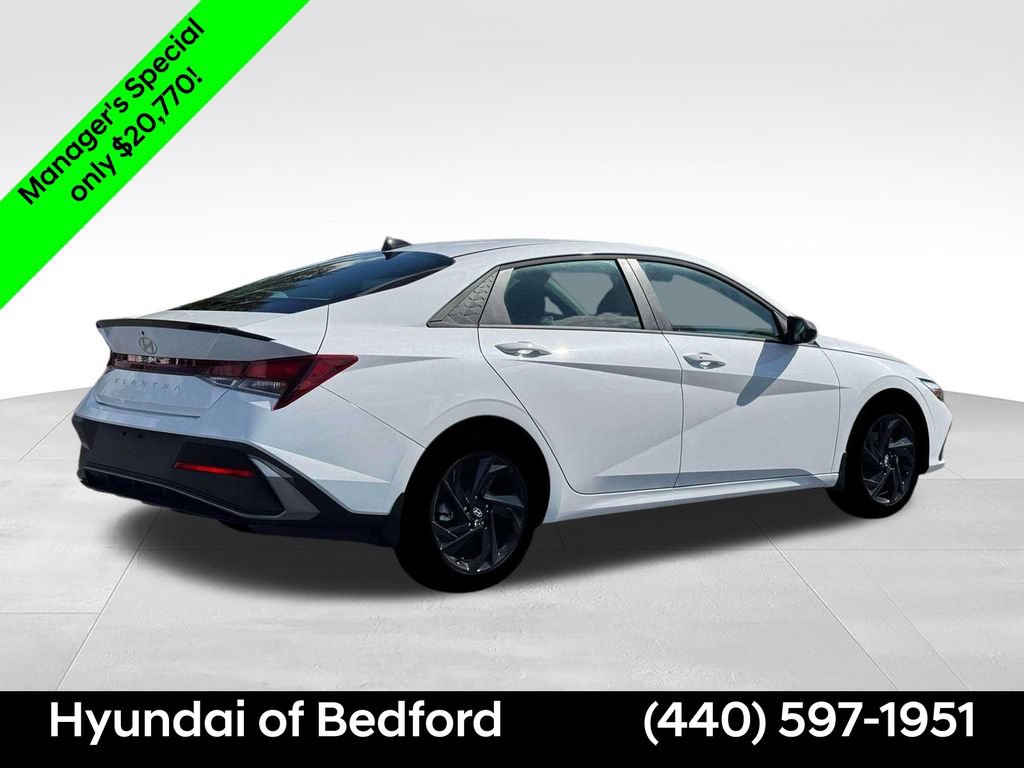 Certified 2026 Hyundai Elantra Sport FWD image 9