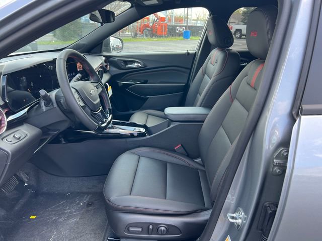 New 2026 Chevrolet Trax RS w/ Driver Confidence Package FWD image 4