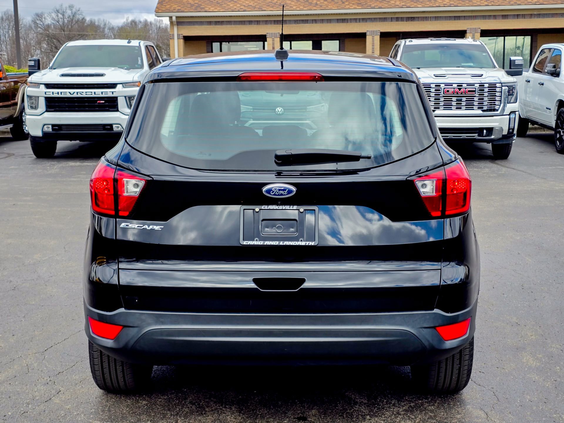 Used 2019 Ford Escape S image 18