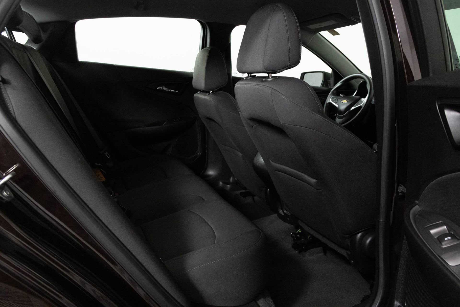 Used 2021 Chevrolet Malibu LS image 36