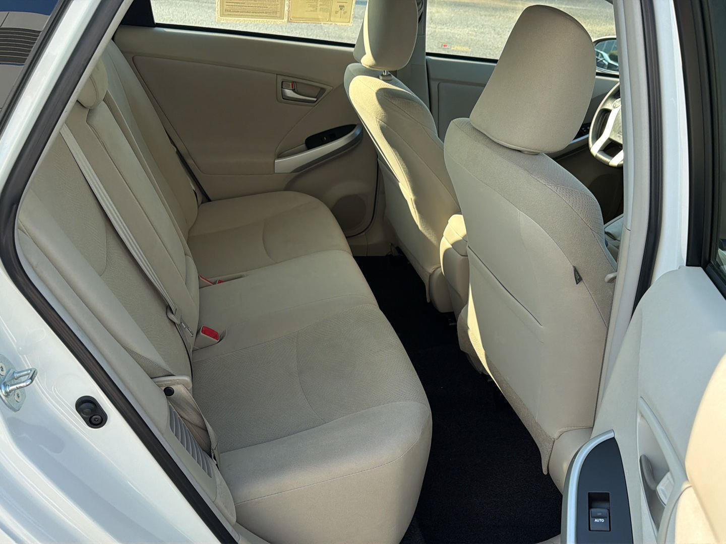 Used 2015 Toyota Prius Three FWD image 12