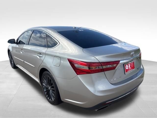 Used 2018 Toyota Avalon Touring w/ Protection Package FWD image 4