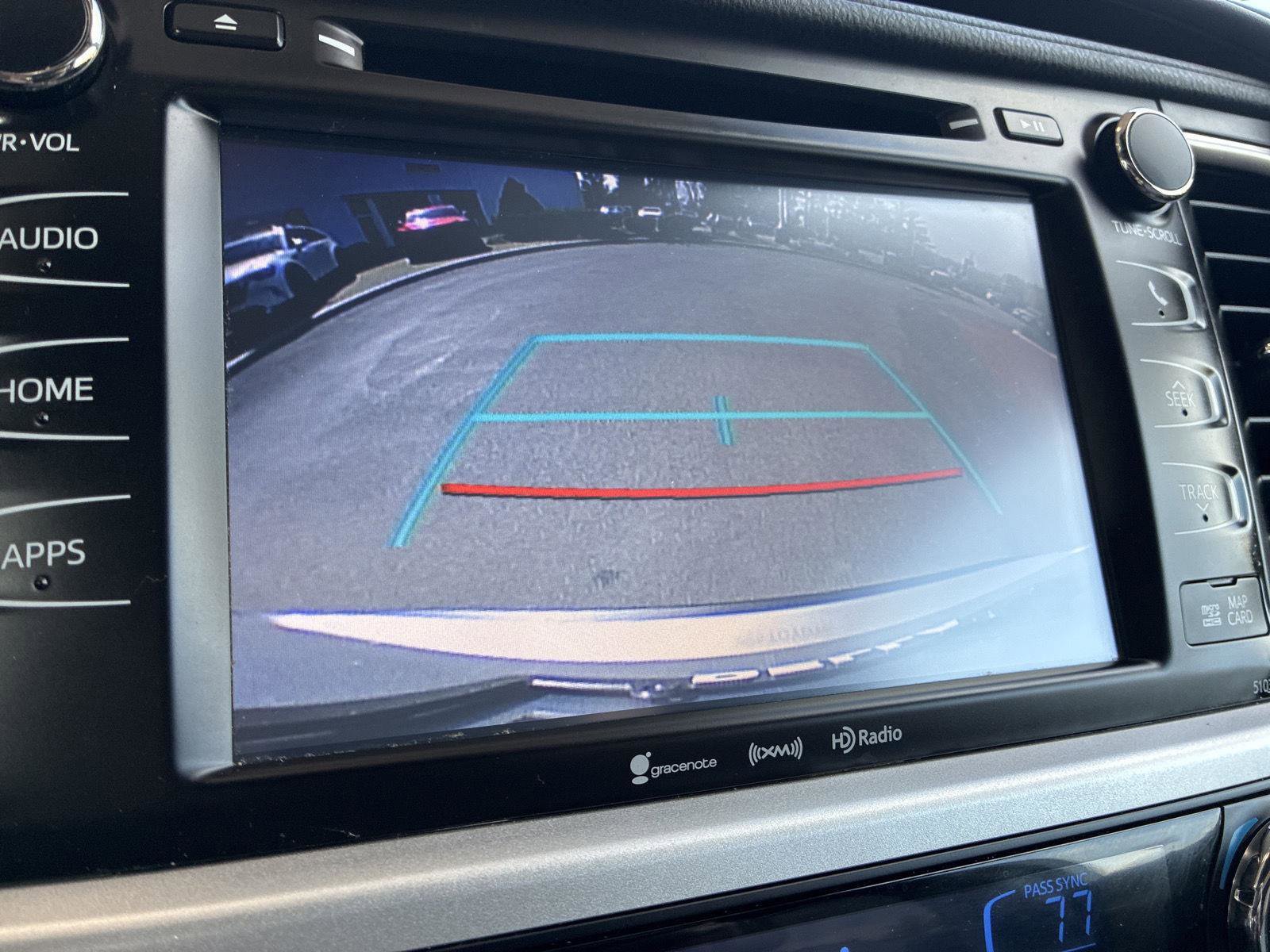 Used 2019 Toyota Highlander XLE AWD/4WD image 26