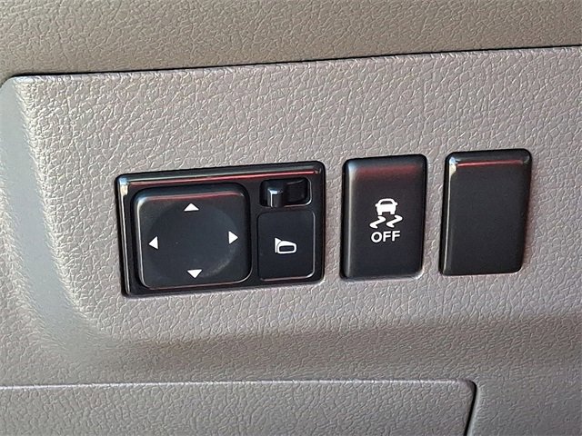 Used 2019 Nissan NV 2500 SV w/ Navigation Package image 30