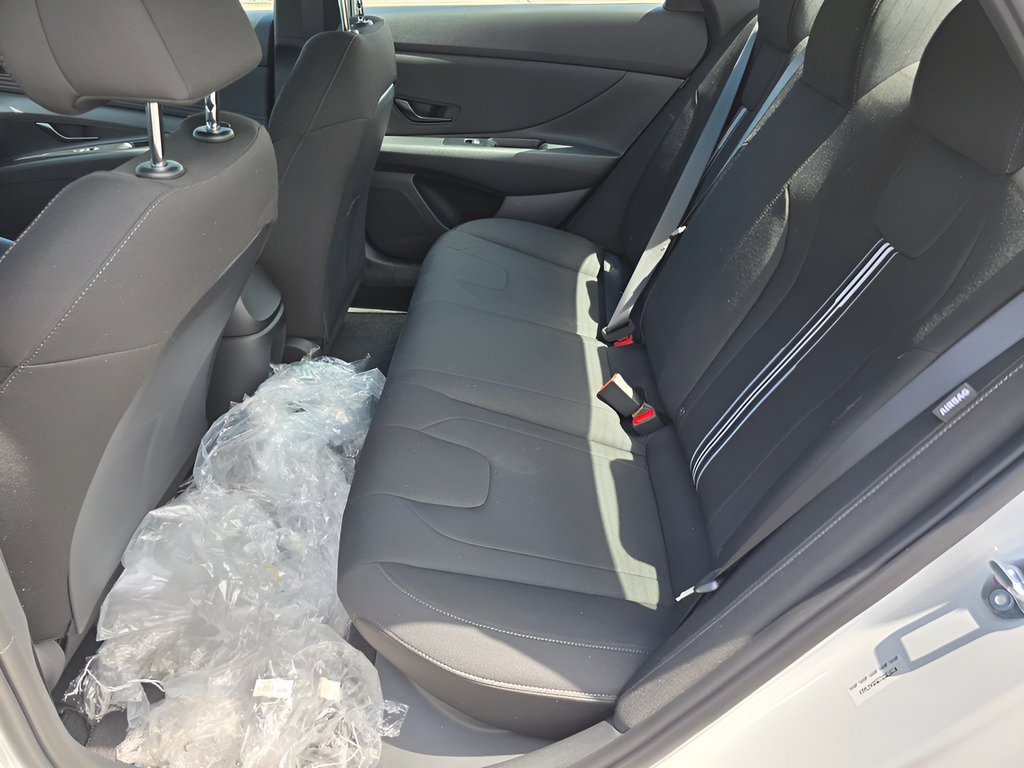 New 2026 Hyundai Elantra Sport FWD image 11