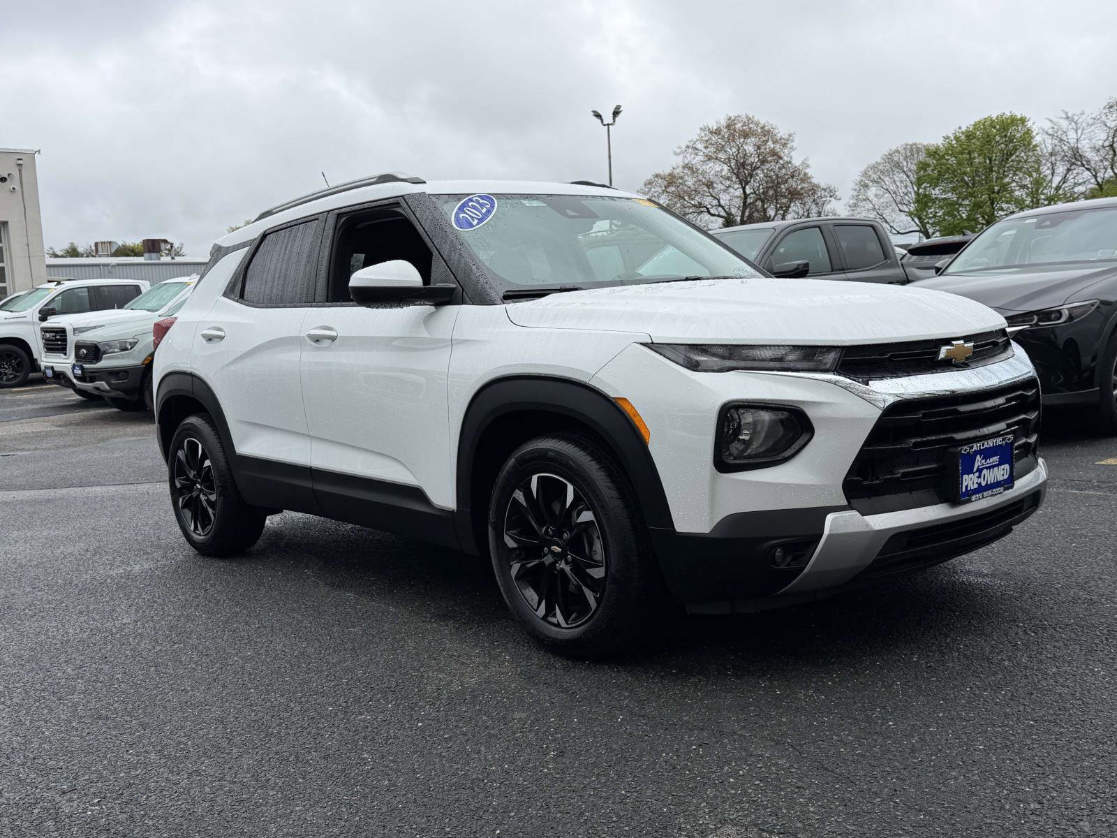 Certified 2023 Chevrolet TrailBlazer LT FWD image 2