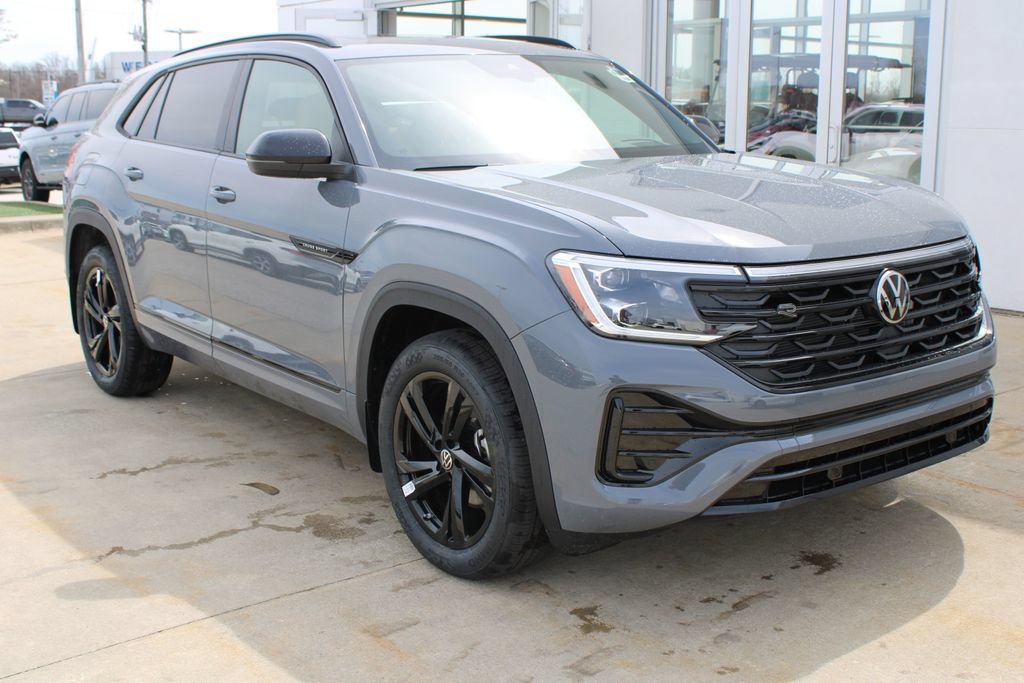 New 2026 Volkswagen Atlas Cross Sport SEL R-Line