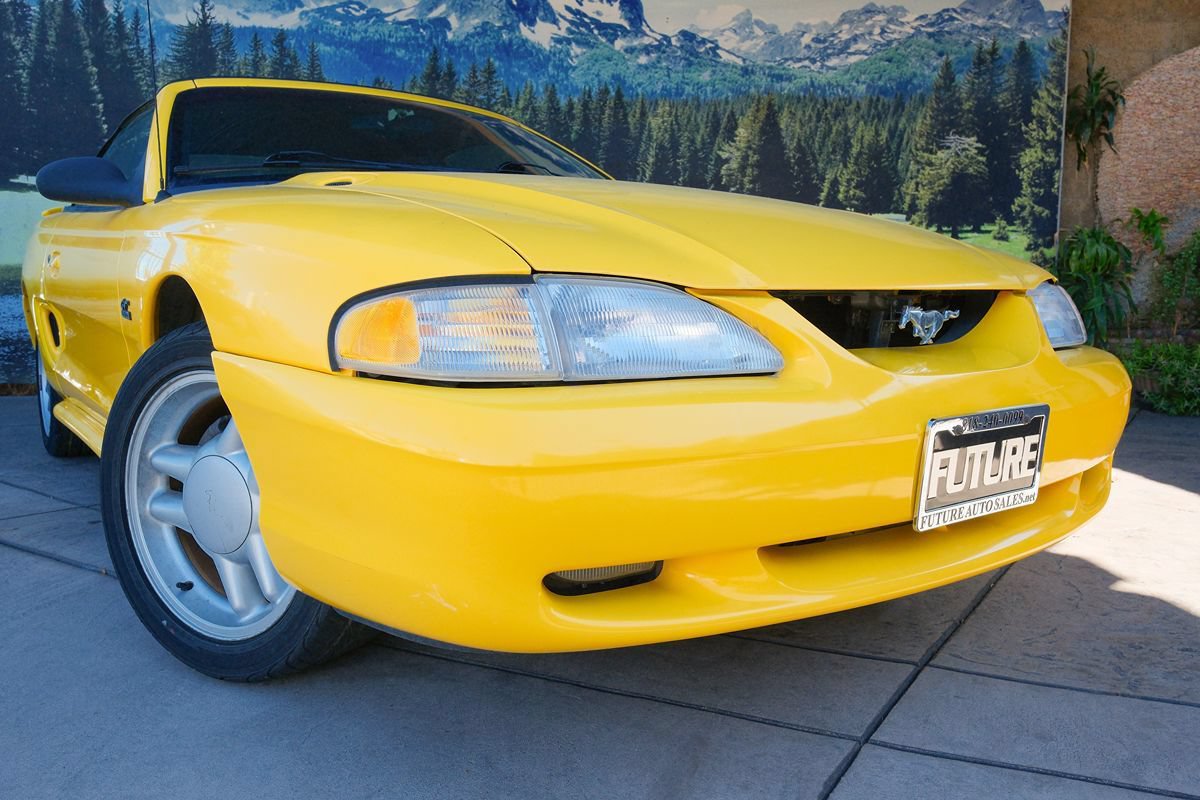 Used 1995 Ford Mustang GT RWD image 6