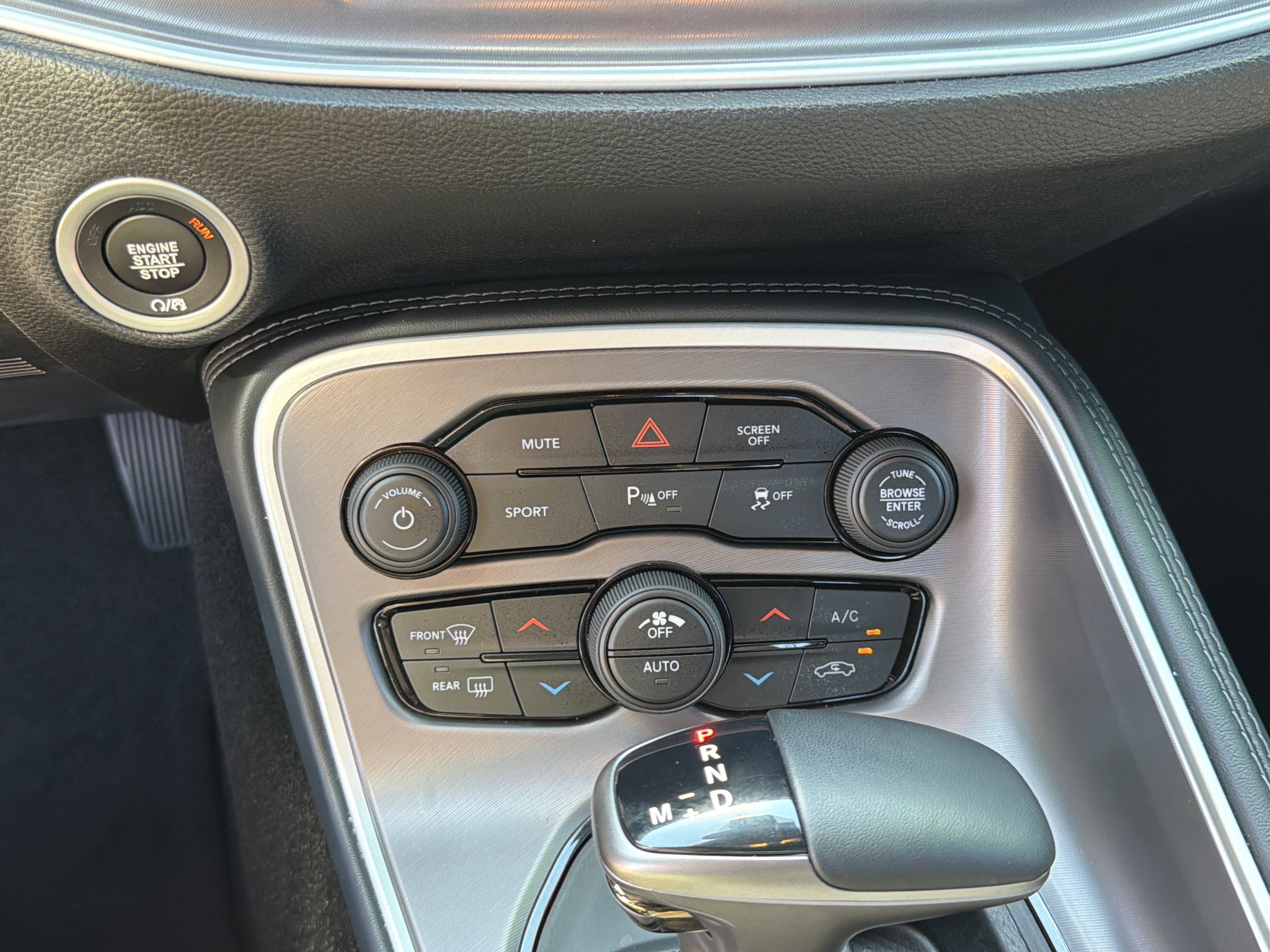 Used 2022 Dodge Challenger GT image 8