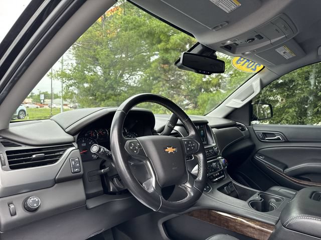 Used 2019 Chevrolet Suburban LT RWD image 9