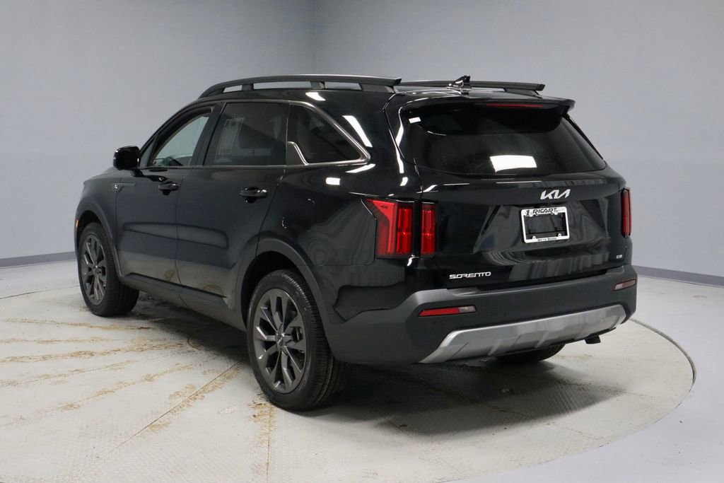 Used 2023 Kia Sorento SX Prestige image 9
