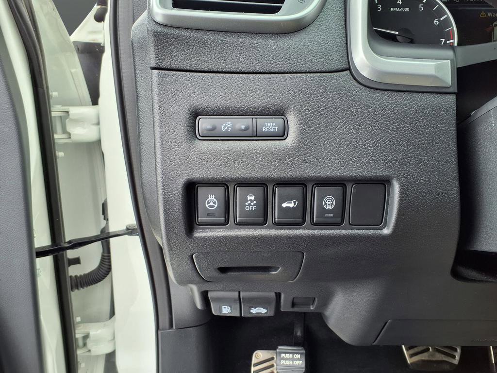 Used 2024 Nissan Murano SL AWD/4WD image 17