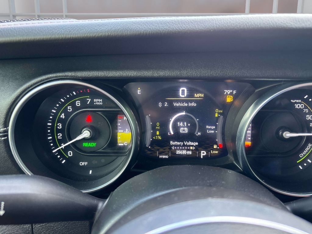 Used 2023 Jeep Wrangler Unlimited Sahara w/ Cold Weather Group AWD/4WD image 20