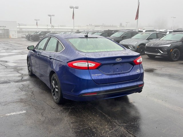 Used 2015 Ford Fusion SE w/ Equipment Group 202A image 7