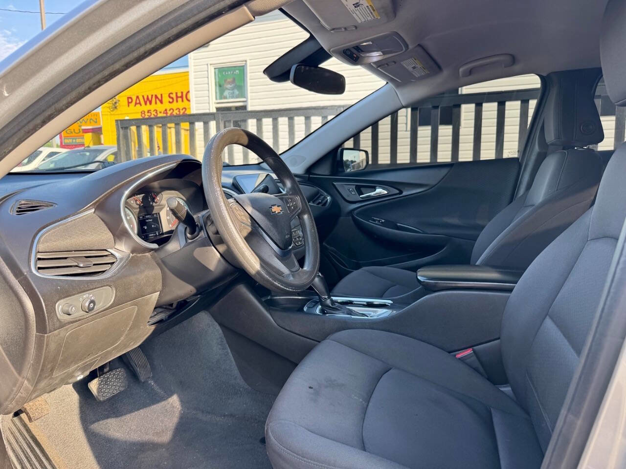 Used 2019 Chevrolet Malibu LT FWD image 10