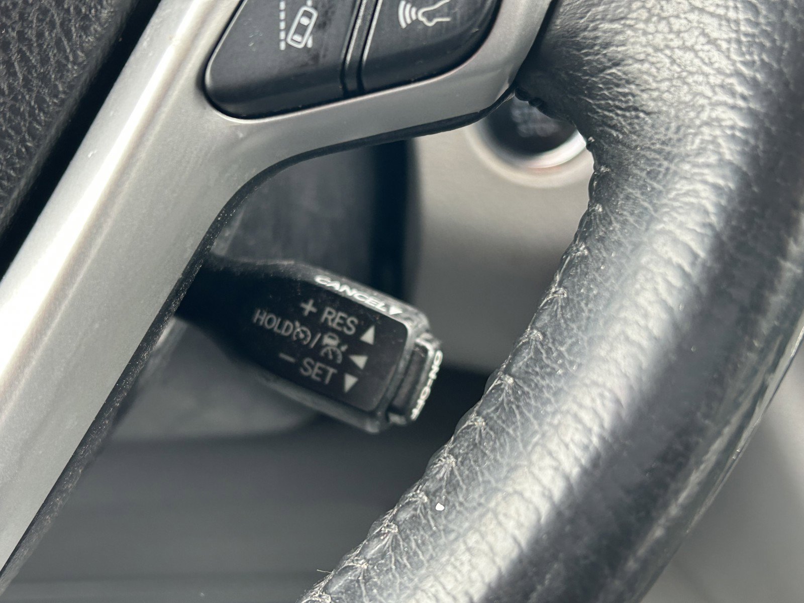 Used 2018 Toyota Sienna XLE w/ Carpet Mat Package image 25