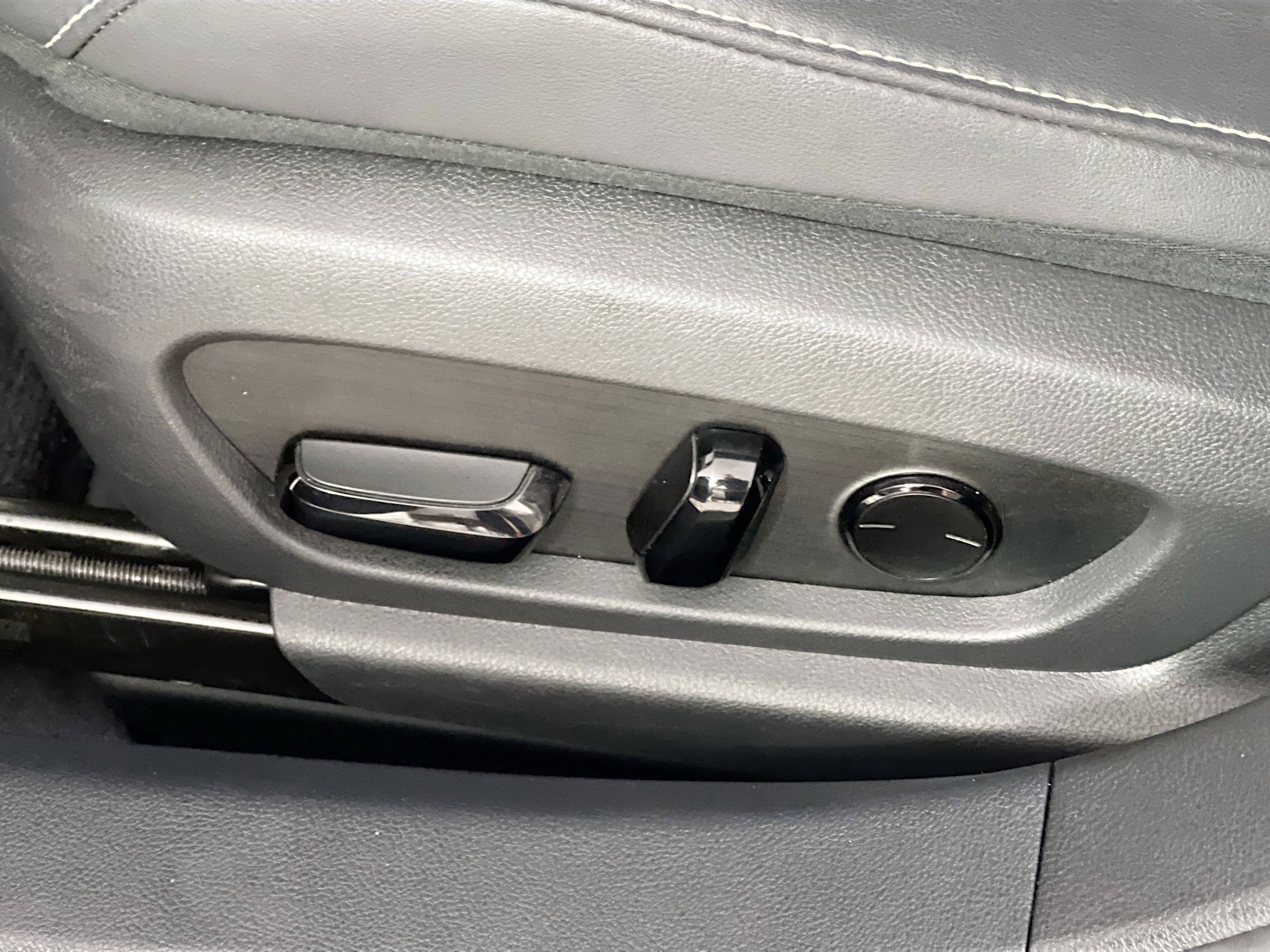 Used 2021 Lexus ES 350 F Sport w/ Accessory Package 2 image 16