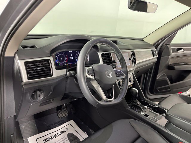 Used 2023 Volkswagen Atlas SE w/ Panoramic Sunroof Package FWD image 21