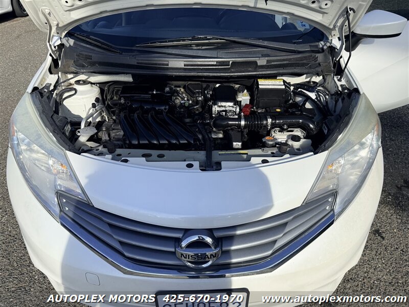 Used 2015 Nissan Versa Note SV FWD image 18