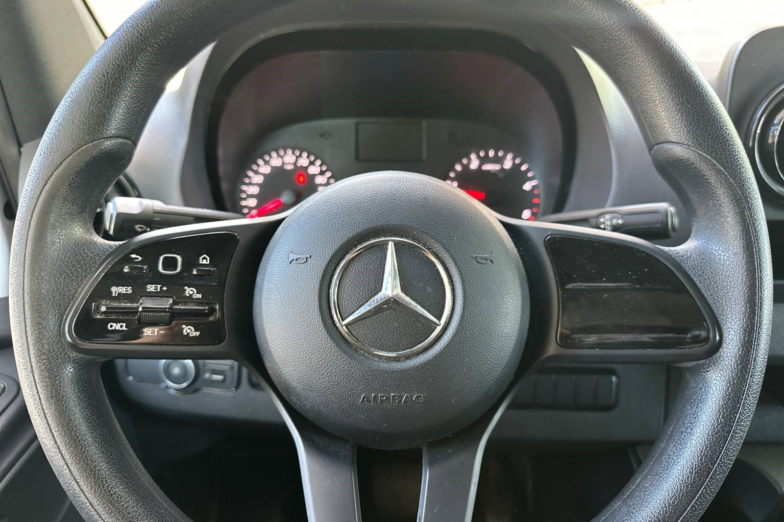 Used 2022 Mercedes-Benz Sprinter 2500 image 15