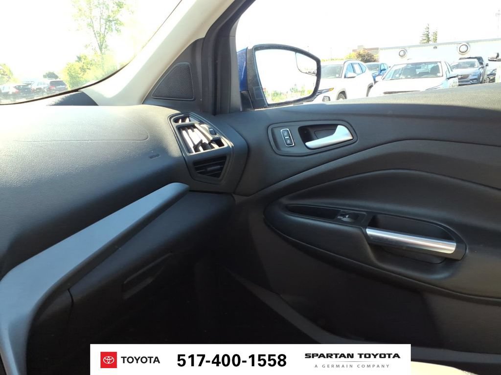 Used 2015 Ford Escape SE FWD image 22