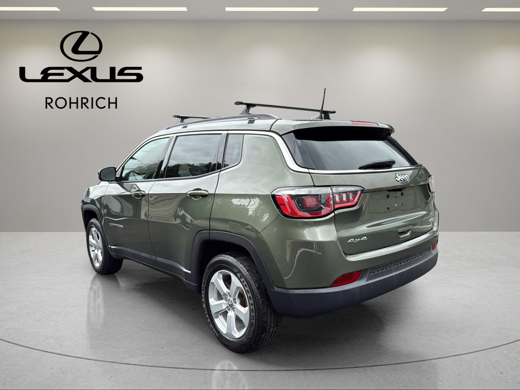 Used 2018 Jeep Compass Latitude w/ Popular Equipment Group AWD/4WD image 8