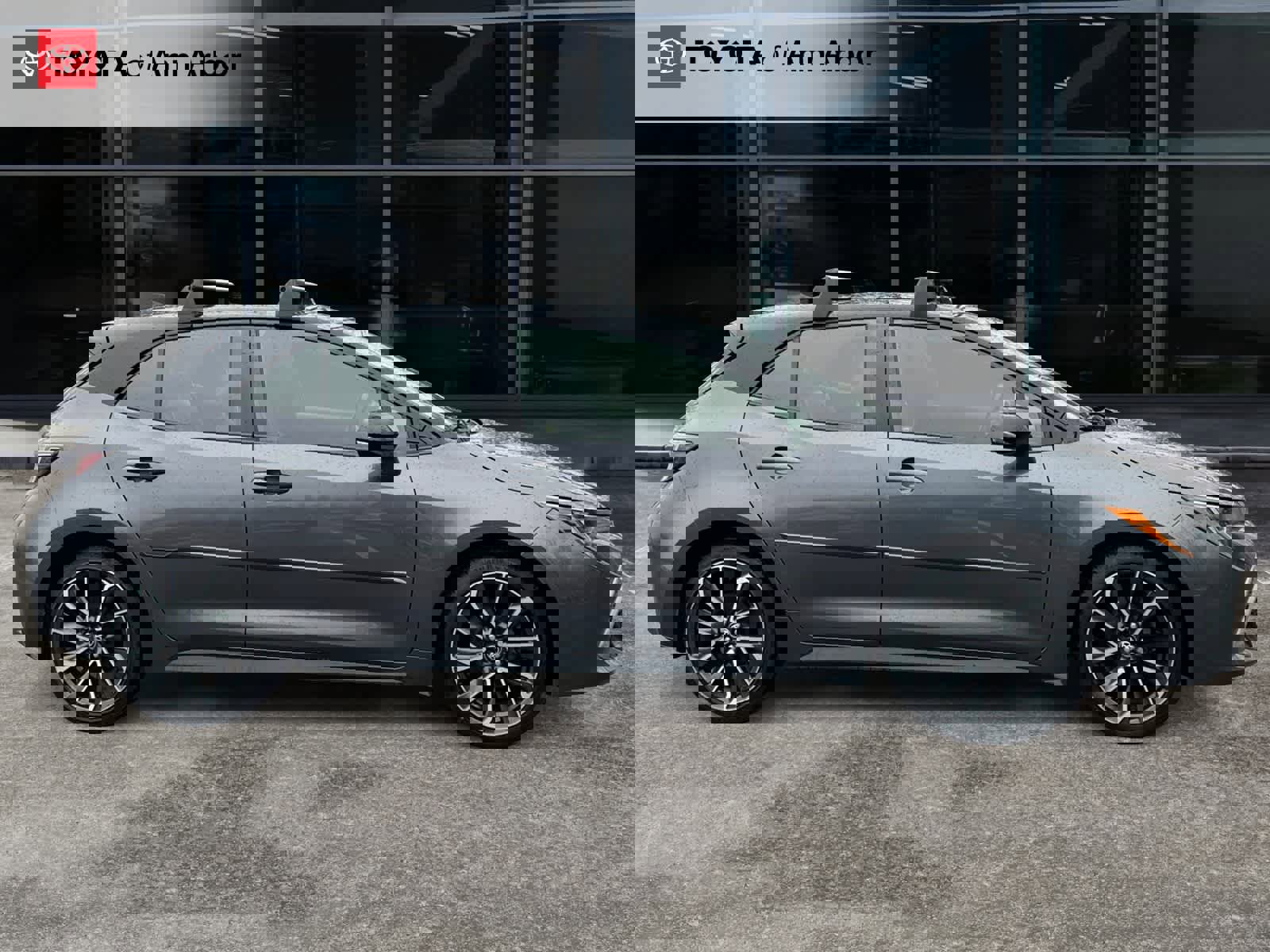 Used 2021 Toyota Corolla XSE w/ Blackout Package (TMS) image 11