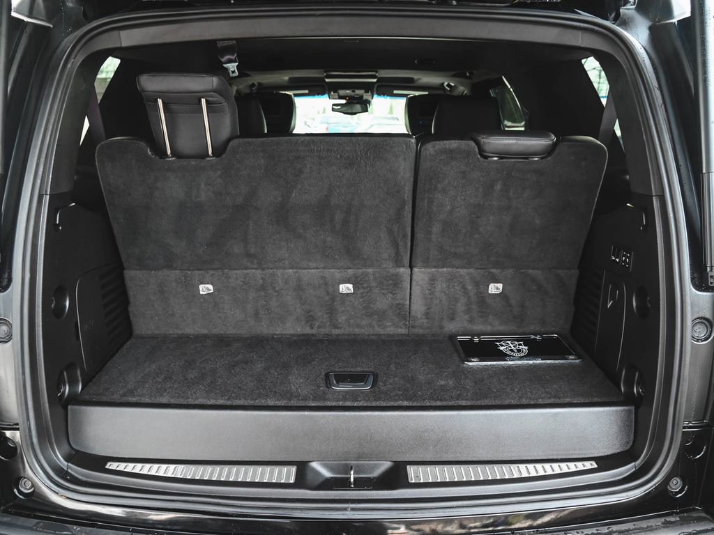 Used 2016 Cadillac Escalade Platinum image 27