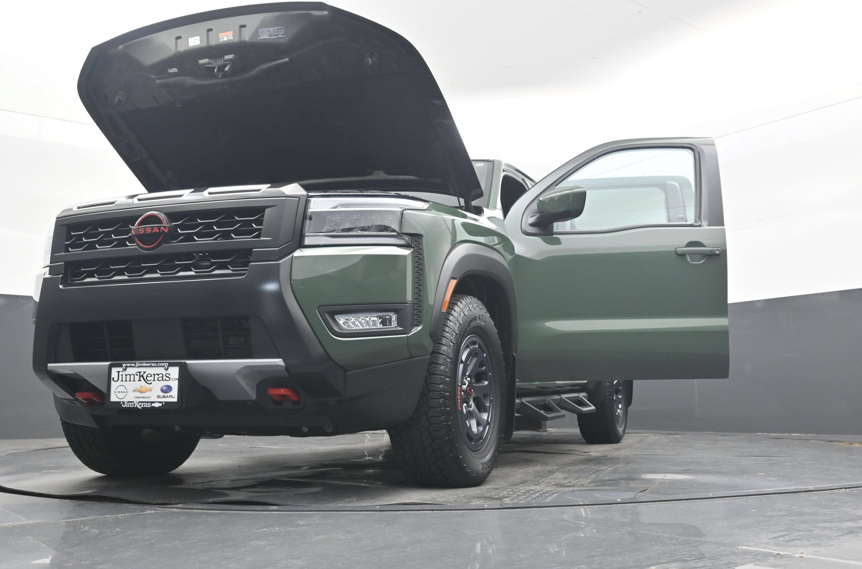 Used 2025 Nissan Frontier Pro-X RWD image 37