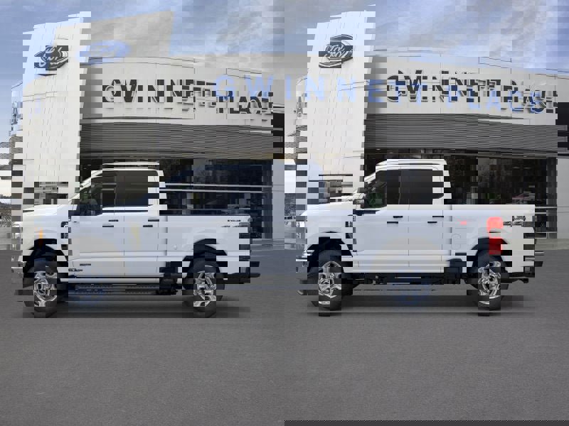 New 2026 Ford F250 4x4 Crew Cab Super Duty image 3