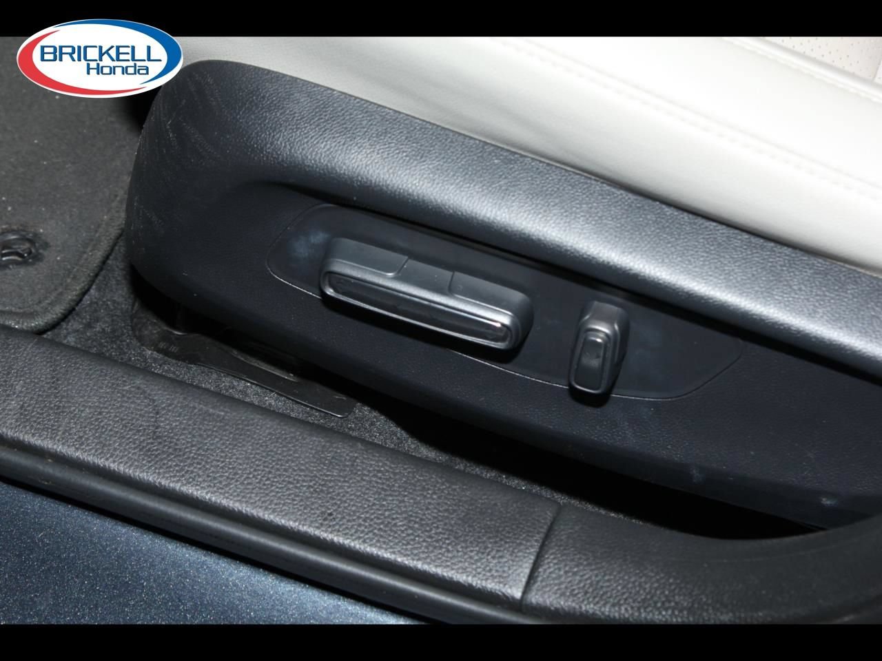 Used 2024 Honda Civic EX-L image 23