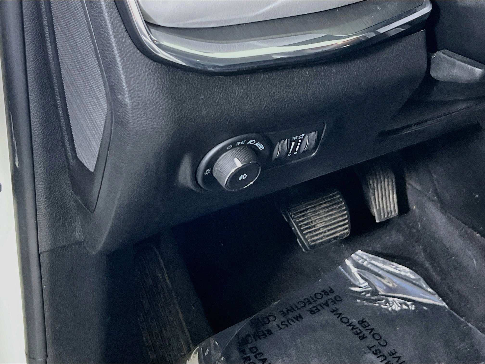 Used 2022 Jeep Compass Limited image 10