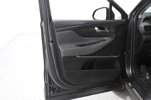 Used 2023 Hyundai Santa Fe Limited w/ Cargo Package image 4