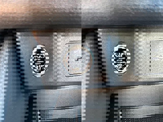 Used 2023 Nissan Rogue SV w/ SV Premium B Package image 25